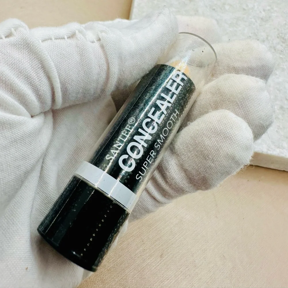 NEW! Santee 03 Concealer Super Smooth